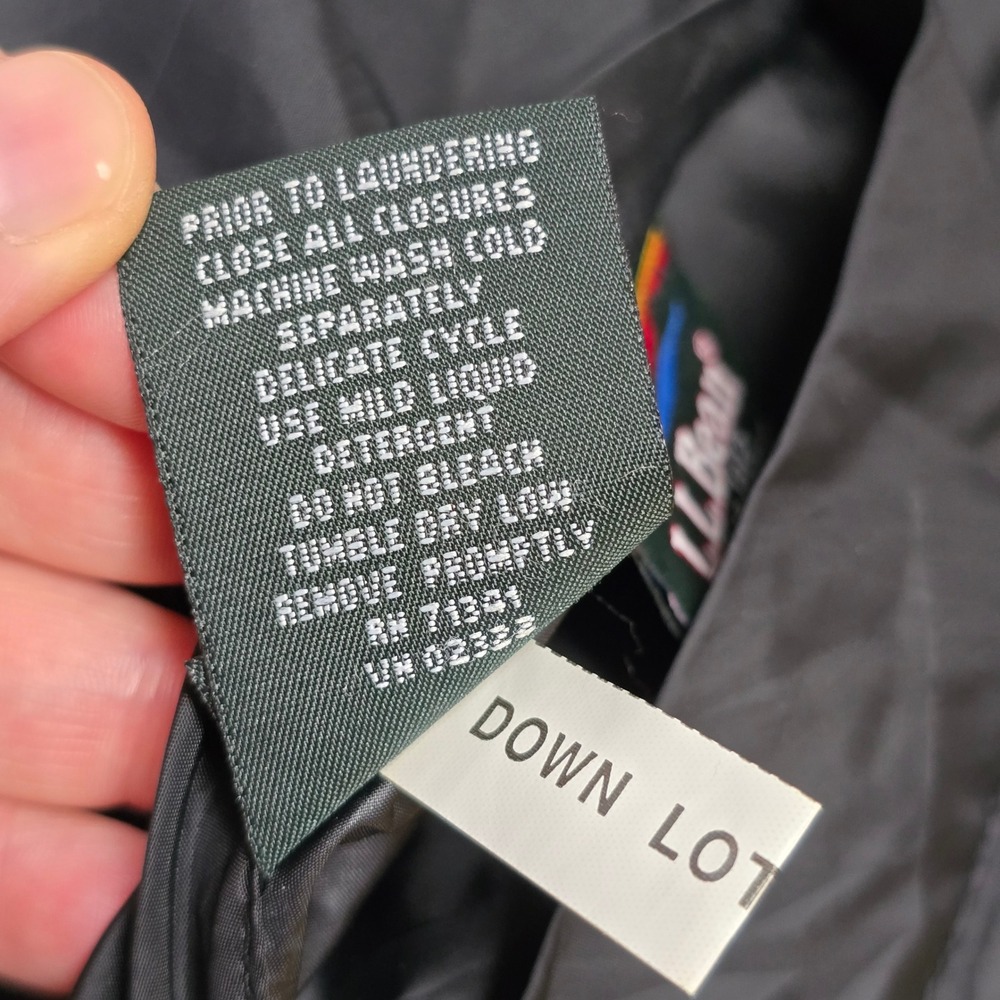 LL Bean Reversible Down Puffer Vest Womens S Olive Green Black Gorpcore Outdoor - Picture 11 of 15